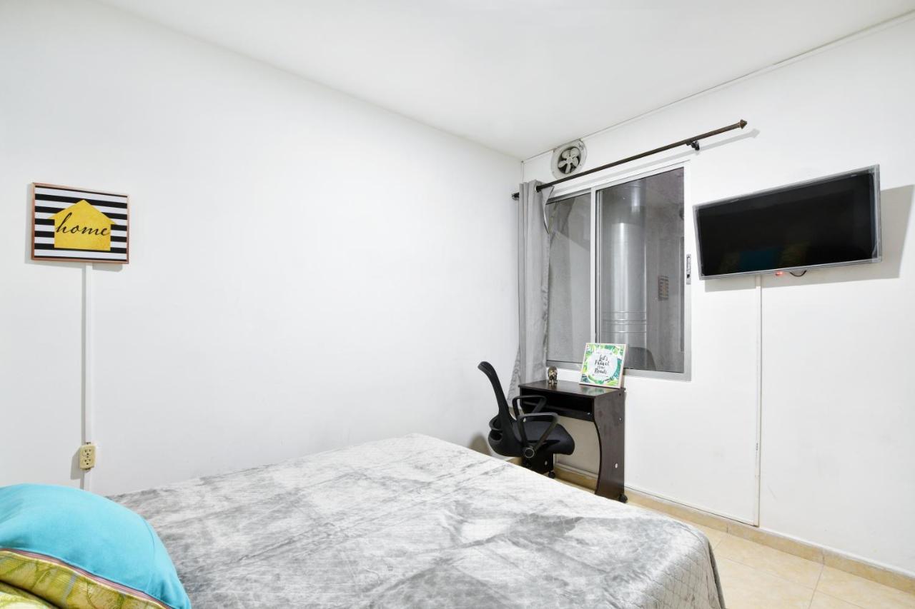 International House Co-Living Pansiyon Medellín Dış mekan fotoğraf